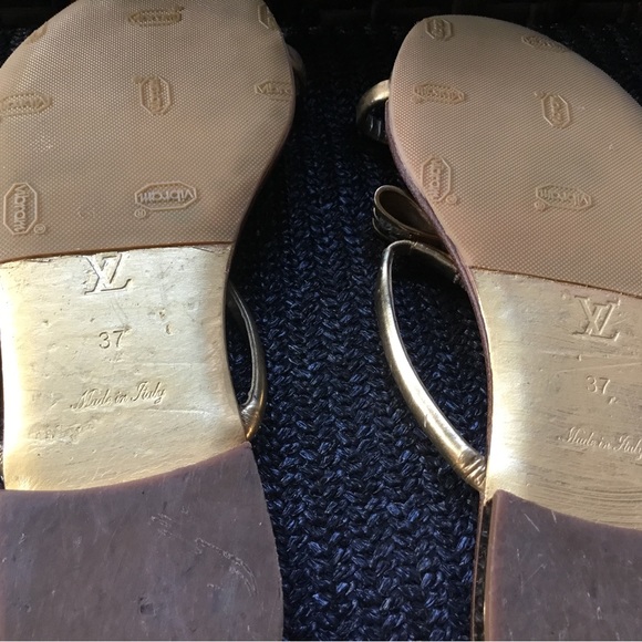Louis Vuitton Gold Bow Sandals size 37 - Picture 9 of 15